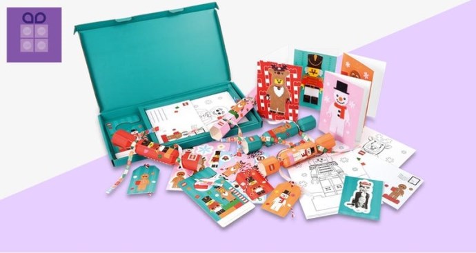 Zdjęcie galerii dla zestawu LEGO 5009114 ZESTAW ŚWIĄTECZNY naklejki kartki koperty kolorowanka DIY