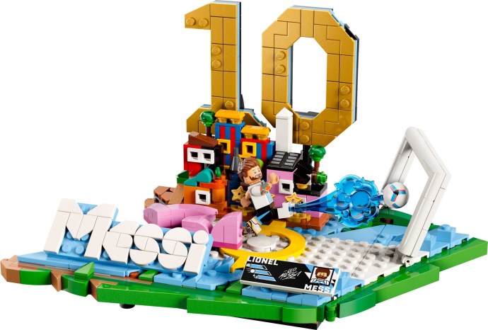 Zdjęcie galerii dla zestawu LEGO Wydanie 43011 Lionel Messi - Gwiazdorskie Chwile Piłki Nożnej