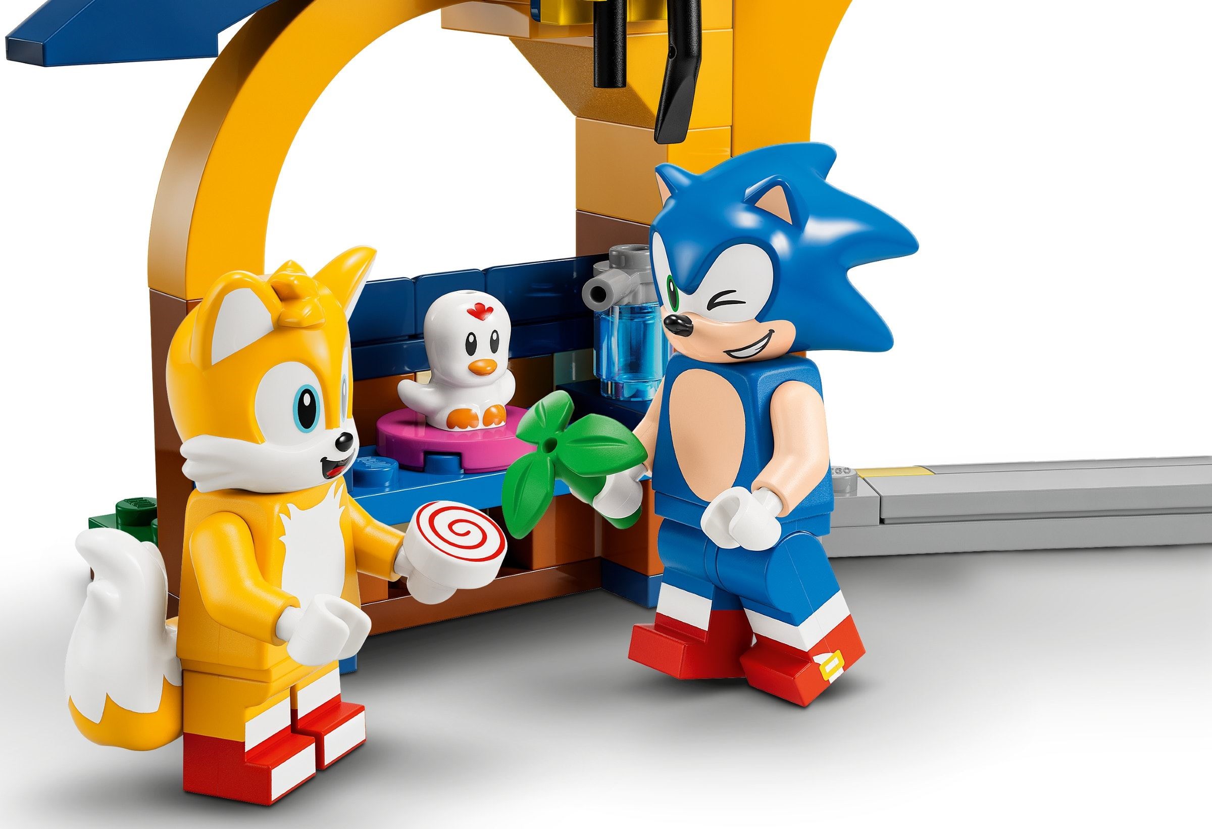 Zdjęcie galerii dla zestawu LEGO Sonic the Hedgehog 76991 Warsztat Tailsa i samolot Tornado